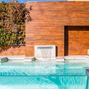 https://well-and-come-boutique.topbarcelonahotels.com