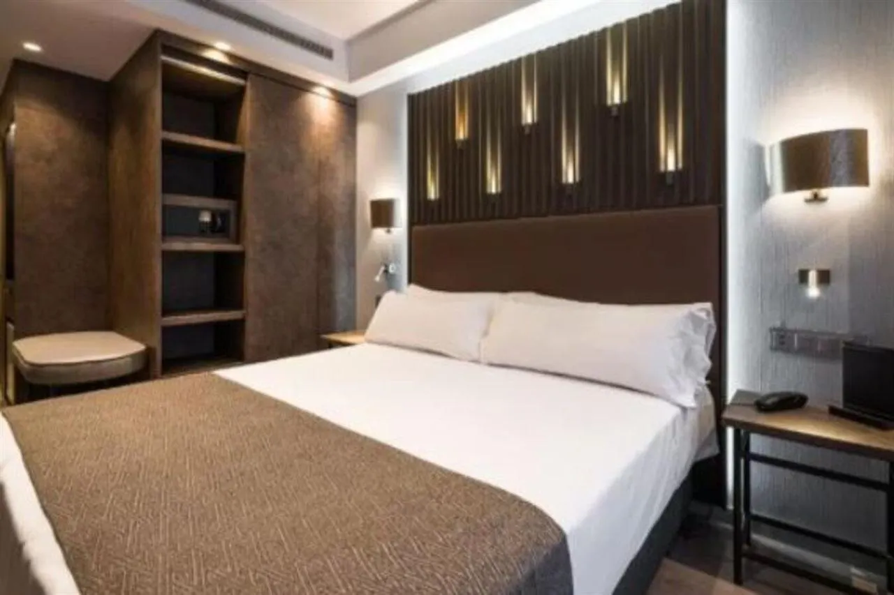 Catalonia Gran Vía Bilbao Hotel