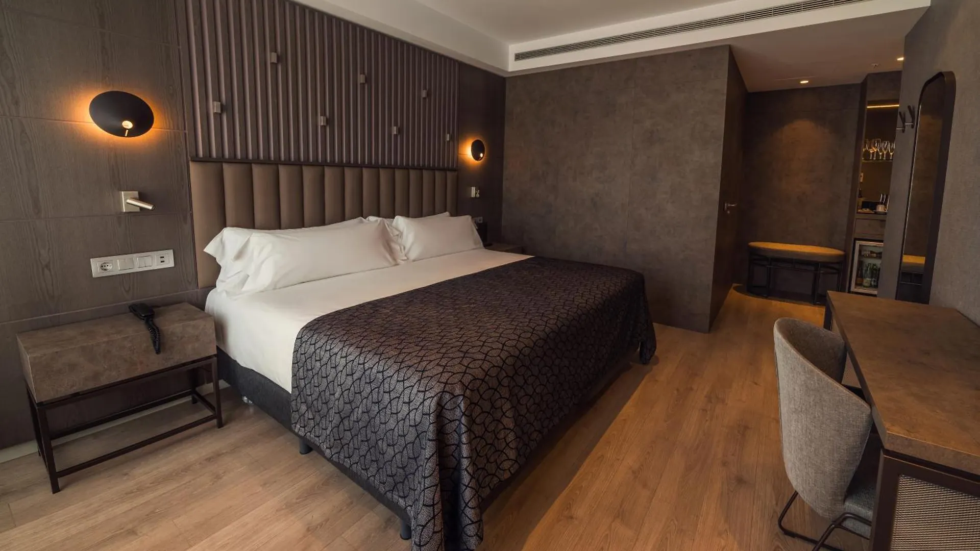 Catalonia Gran Via Bilbao Hotel